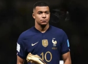 AYX-姆巴佩迎来十赛季高光表现，美国队球迷沸腾！的简单介绍