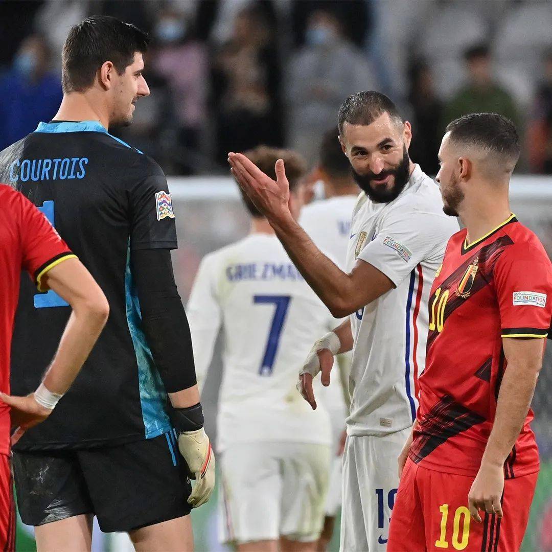 关于法国杯赛后再迎强敌，法兰克福绝杀压哨，主帅态度：更衣室稳定，身体对抗强度拉满的信息